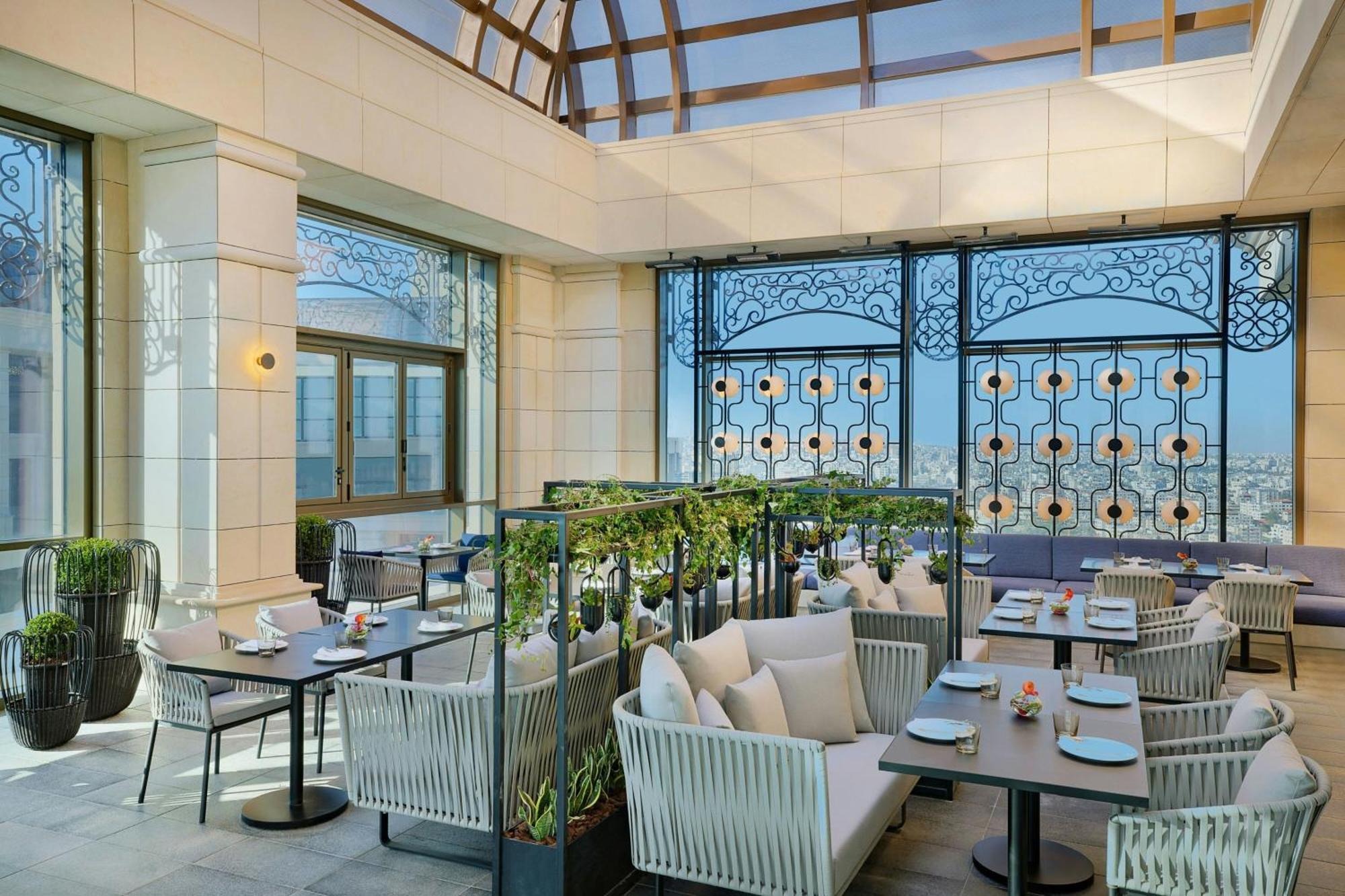 The Ritz-Carlton, Amman Hotel Luaran gambar The Terrace