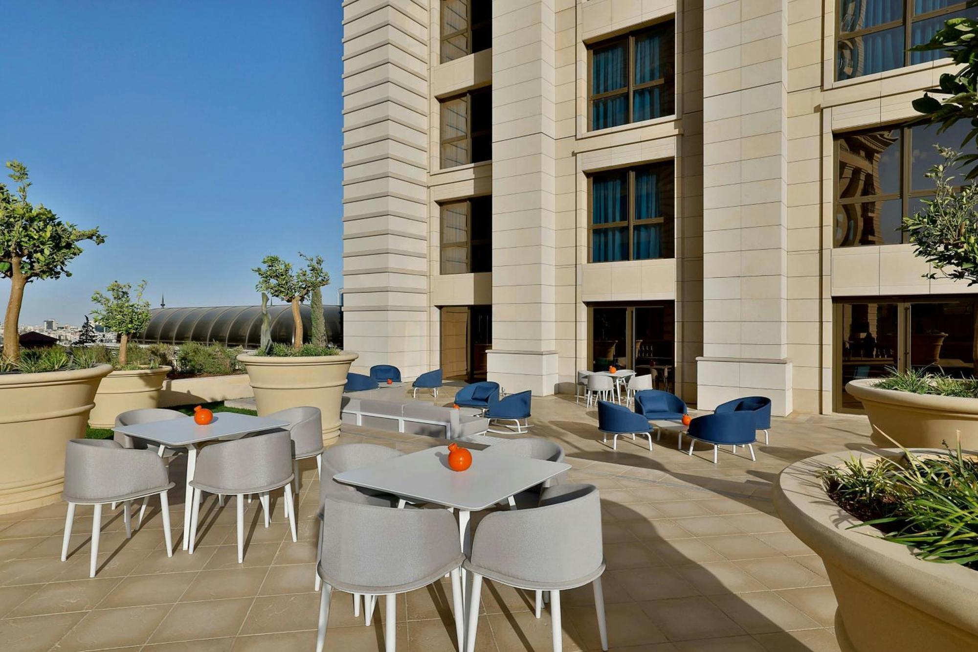 The Ritz-Carlton, Amman Hotel Luaran gambar The Terrace