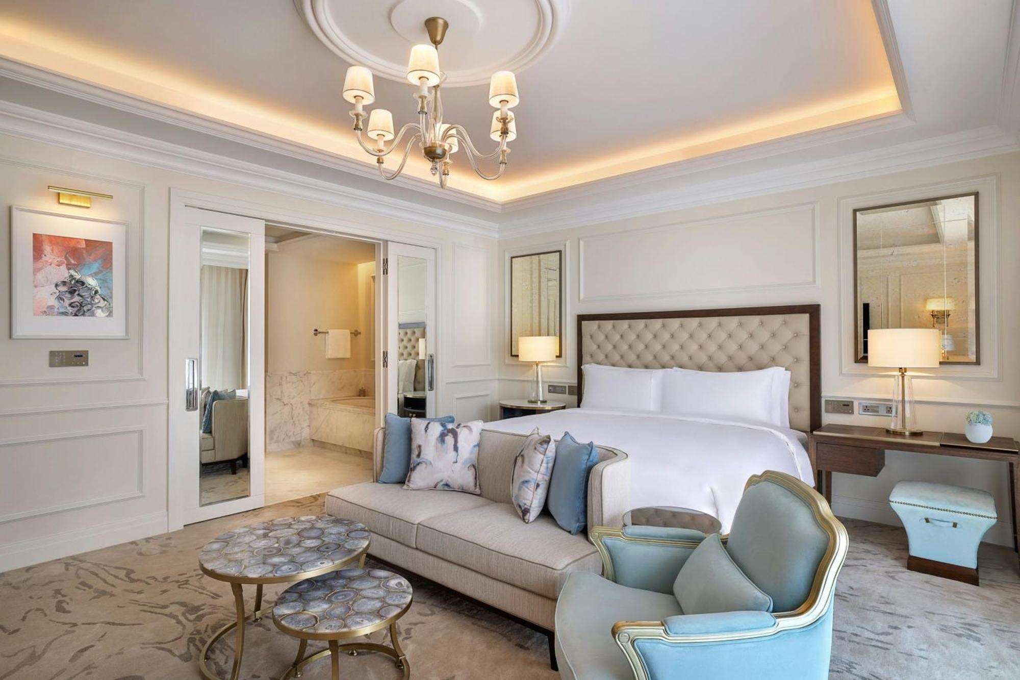 The Ritz-Carlton, Amman Hotel Luaran gambar A bedroom at the hotel